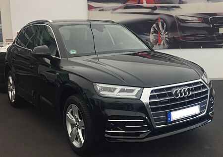 Audi Q5 FY 40 TDI, S-Line, AHK, Insp/HU neu