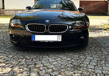BMW Z4 2.2i - Leder-Klima-6Zyl.- Top Zustand