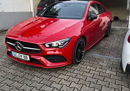 Mercedes-Benz CLA 180 -