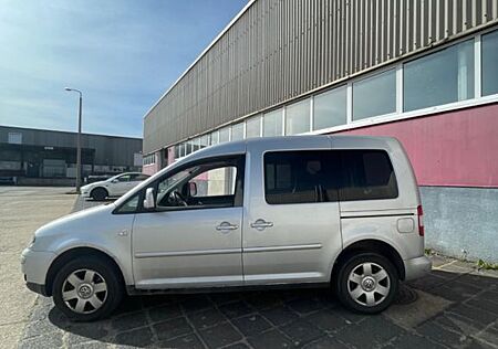 VW Caddy Volkswagen Life 1.4