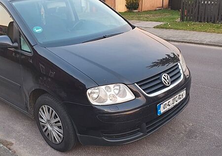 VW Touran gebraucht kaufen VW Touran Volkswagen 1.9 TDI DPF Highline Highline
