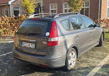 Hyundai i30 CW 1.6 CRDi 66 kW FIFA WM Edition FIFA W...