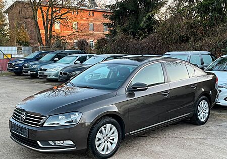 VW Passat Volkswagen Lim. Comfortlin BlueMotion