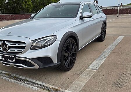 Mercedes-Benz E 400 d 4MATIC T All-Terrain Autom. All-Terrain