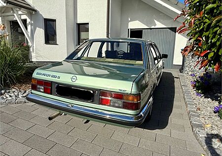 Opel Senator 2.8S 1. Hd. Sammlerzustand Scheckheft