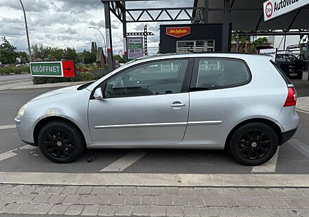 VW Golf Volkswagen 1.6 FSI Comfortline Automatik Comfortline