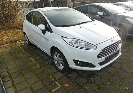 Ford Fiesta ST Desing KAMERA SHZ PDC NAVI KLIM ALU