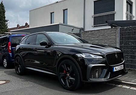 Jaguar F-Pace P550 SVR AWD*Panorama