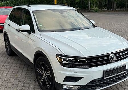 VW Tiguan Volkswagen 2.0 TSI 162kW DSG 4MOTION Highline Hi...