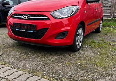 Hyundai i10 gebraucht kaufen Hyundai i10 1.1 Classic Classic
