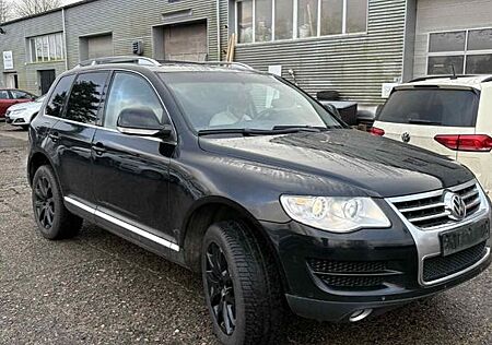 VW Touareg Volkswagen 3,0 V6 TDI AUT. *5 seats*