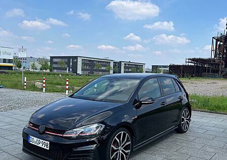 VW Golf Volkswagen 2.0 TSI DSG GTI FACELIFT
