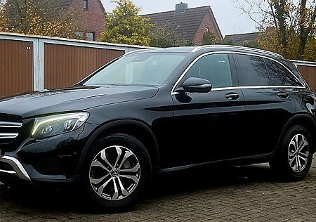 Mercedes-Benz GLC 220 d 4MATIC AMG Line Autom. AMG Line