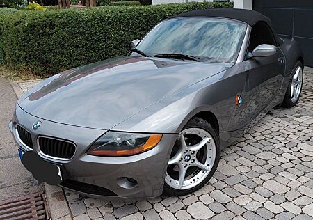 BMW Z4 2.5i -BI-Xenon, ohne Wartungsstau, TUV 05/202