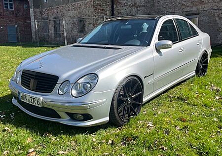 Mercedes-Benz 500 E AMG V8