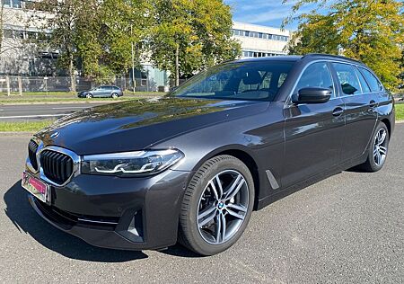 BMW 520 Baureihe*Profis.Navi*SR-WR*Kamera*Keyless*