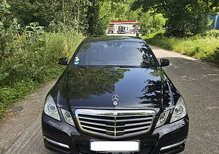 Mercedes-Benz E 350 CDI 4MATIC BlueEFFICIENCY AVANTG. AVAN...