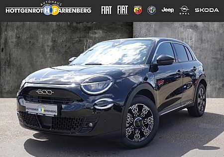 Fiat 600 115 kW Red 17-LM LED SHZ Apple CarPlay Andro