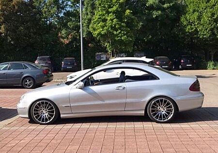 Mercedes-Benz 500 Clk v8 w209