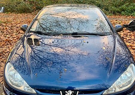 Peugeot 206 CC / TÜV 11/ 2026