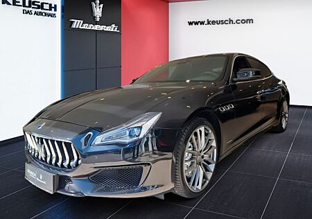 Maserati Quattroporte SQ4 Gran Sport