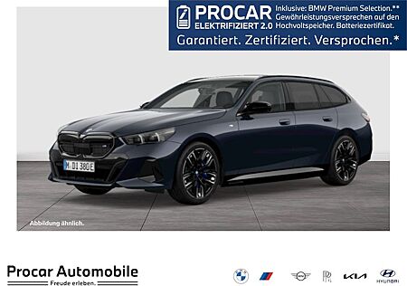 BMW i5 M60 xDrive Touring M Sport HUD PANO ACC RFK