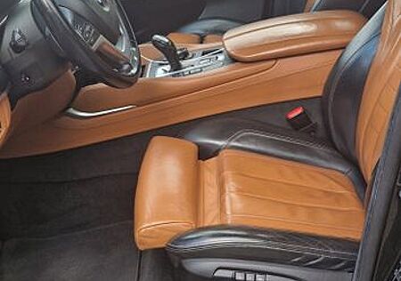 BMW X6 xDrive40d -