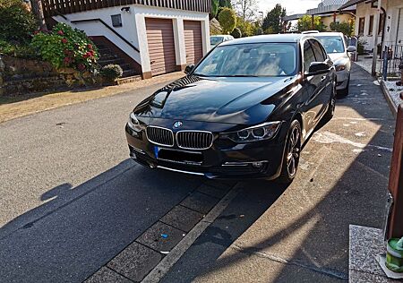 BMW 320d Luxury Line