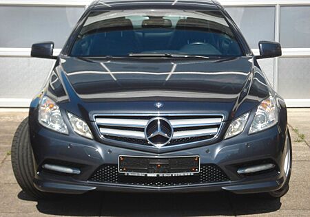 Mercedes-Benz E 250 Coupe CGI BlueEfficiency AMG Leder Navi