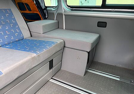 VW T5 Transporter Volkswagen T5 Multivan 1,9TDI ! Beach/Camper