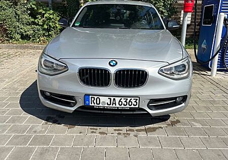 BMW 118i Sport Line Sport Line