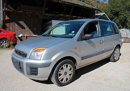 Ford Fusion 1.8D Ambiente