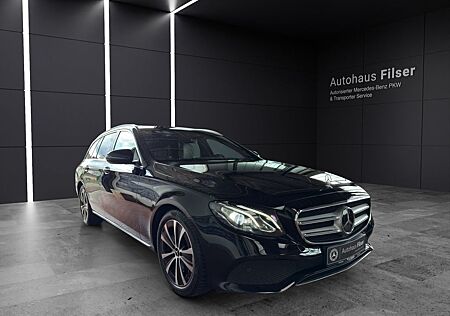 Mercedes-Benz E 300 E 300dT*Avantgarde*Burmester* Distronic*Wide*RFK