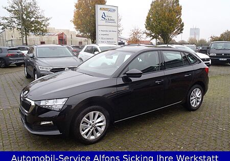 Skoda Scala Ambition 81KW NAVI R-KAM SHZ GRA LED APP