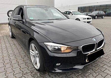 BMW 316 gebraucht kaufen BMW 316 i Lim. NAVI|PDC|LM