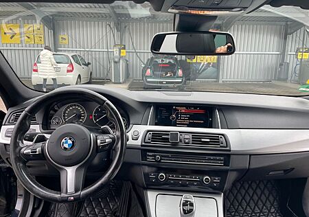 BMW 530d Touring A Luxury MPaket Dachpanorama