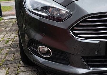 Ford S-Max 2,0 EcoBlue 140kW Titanium Auto Titanium