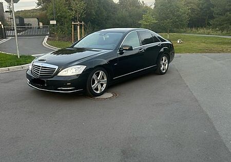 Mercedes-Benz S 350 BlueTEC -