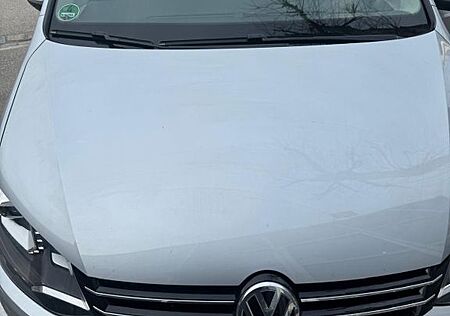 VW Sharan Volkswagen 2.0 TDI SCR DSG Highline Pano R-Kamera