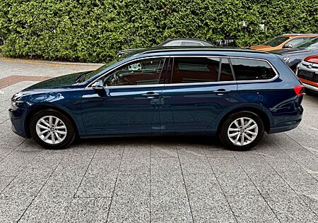 VW Passat Variant Volkswagen 2.0 TDI DSG *LED*Navi*AHK*1.Hand*
