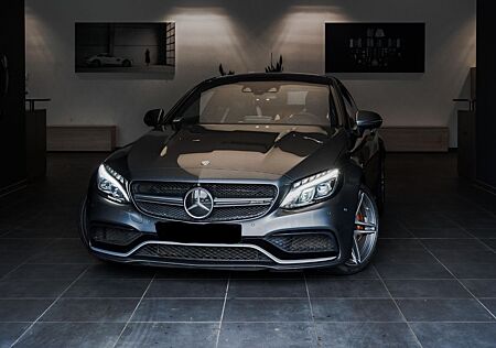 Mercedes-Benz C 63 AMG Mercedes C 63s AMG Coupé // ohne OPF // Keramik