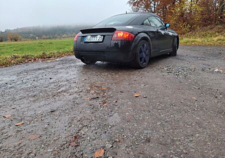 Audi TT Coupe 1.8T 132 kW -