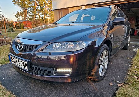 Mazda 6 KOMBi 2.0i 147PS BOSE XENON NAVi KLiMA HU NEU