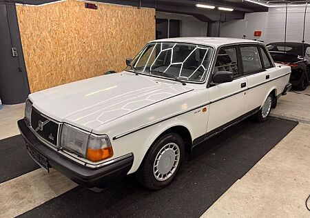 Volvo 244 GL unverbastelter Originalzustand