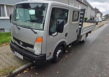 Nissan Cabstar Doppelkabine