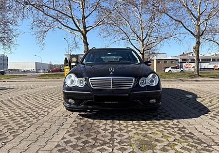 Mercedes-Benz C 32 AMG T AMG