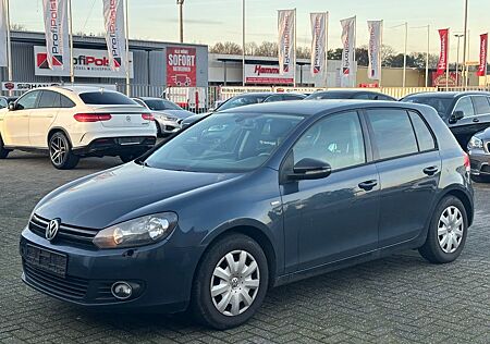 VW Golf Volkswagen 1.6 TDI BlueMotion Technology MATCH*Navi*