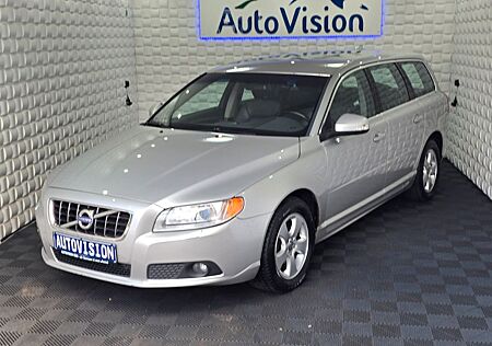 Volvo V70 Kombi 2.4 D Geartronic Momentum*Leder*Xenon