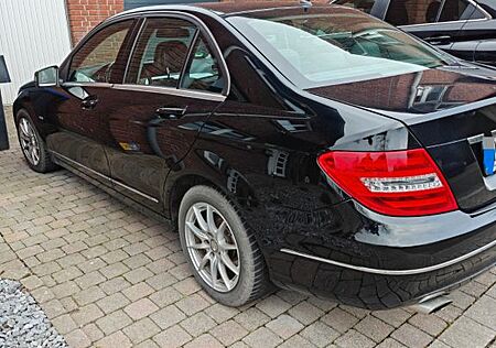 Mercedes-Benz C 200 CGI BlueEFFICIENCY AVANTGARDE AVANTGARDE