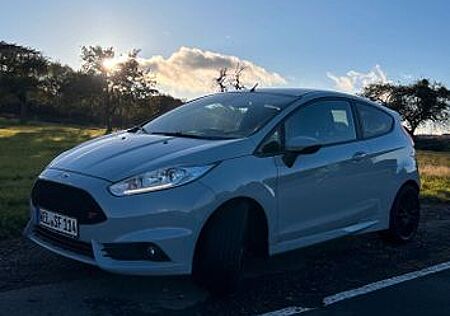 Ford Fiesta 1,6 EcoBoost ST200 ST200